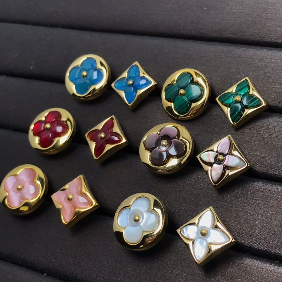 Fashion colorful earrings